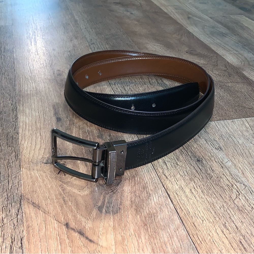 Perry Ellis black/brown reversible bonded leather belt size 42